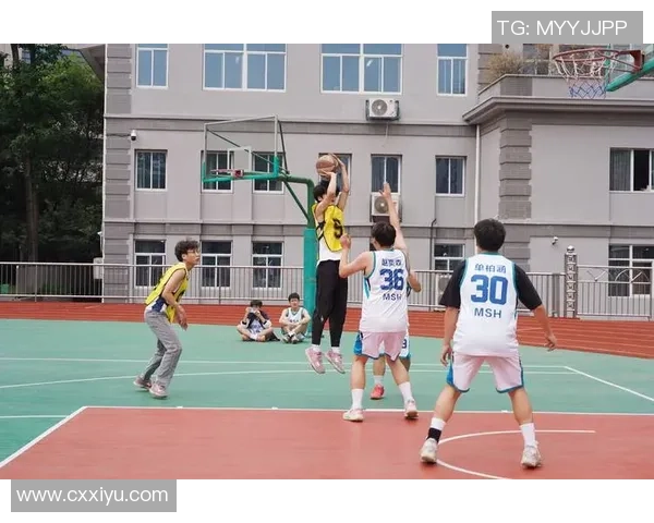 南京篮球队在世界锦标赛中的拼搏历程与荣耀时刻回顾